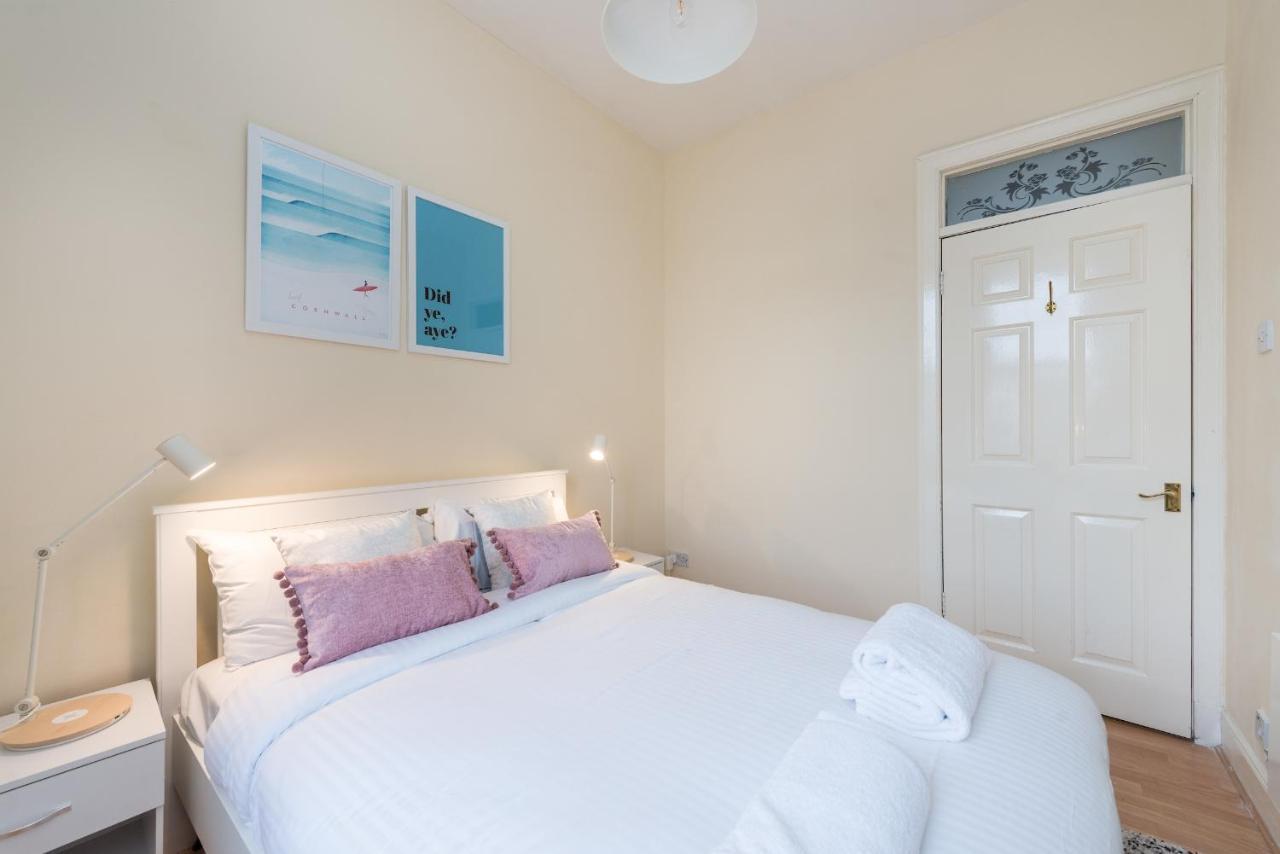 Bright And Modern 2 Bed Apartment Edimburgo Exterior foto